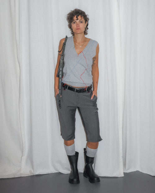 GREY EMBROIDERY VEST Studio Stars