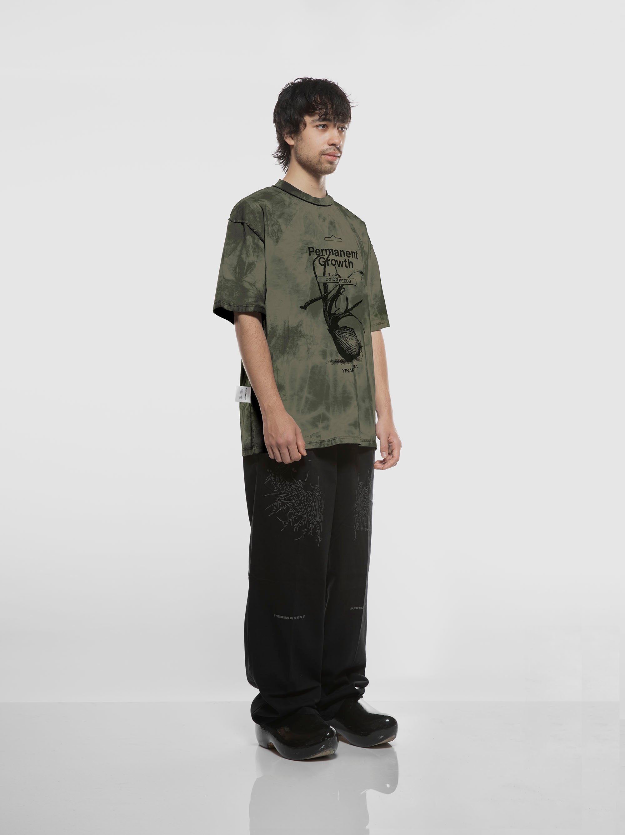 Yiraera t-shirt Studio Stars