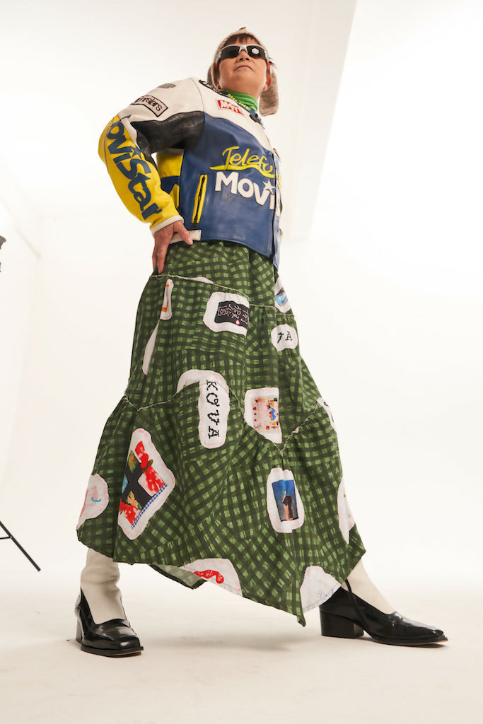 O1_ Midi skirt (dali) Studio Stars