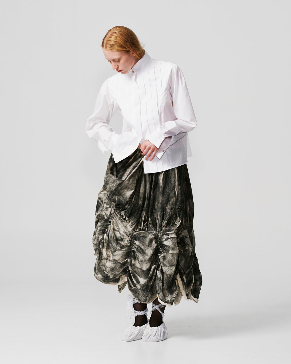 006-C-02 Black Curtain Skirt Evade House