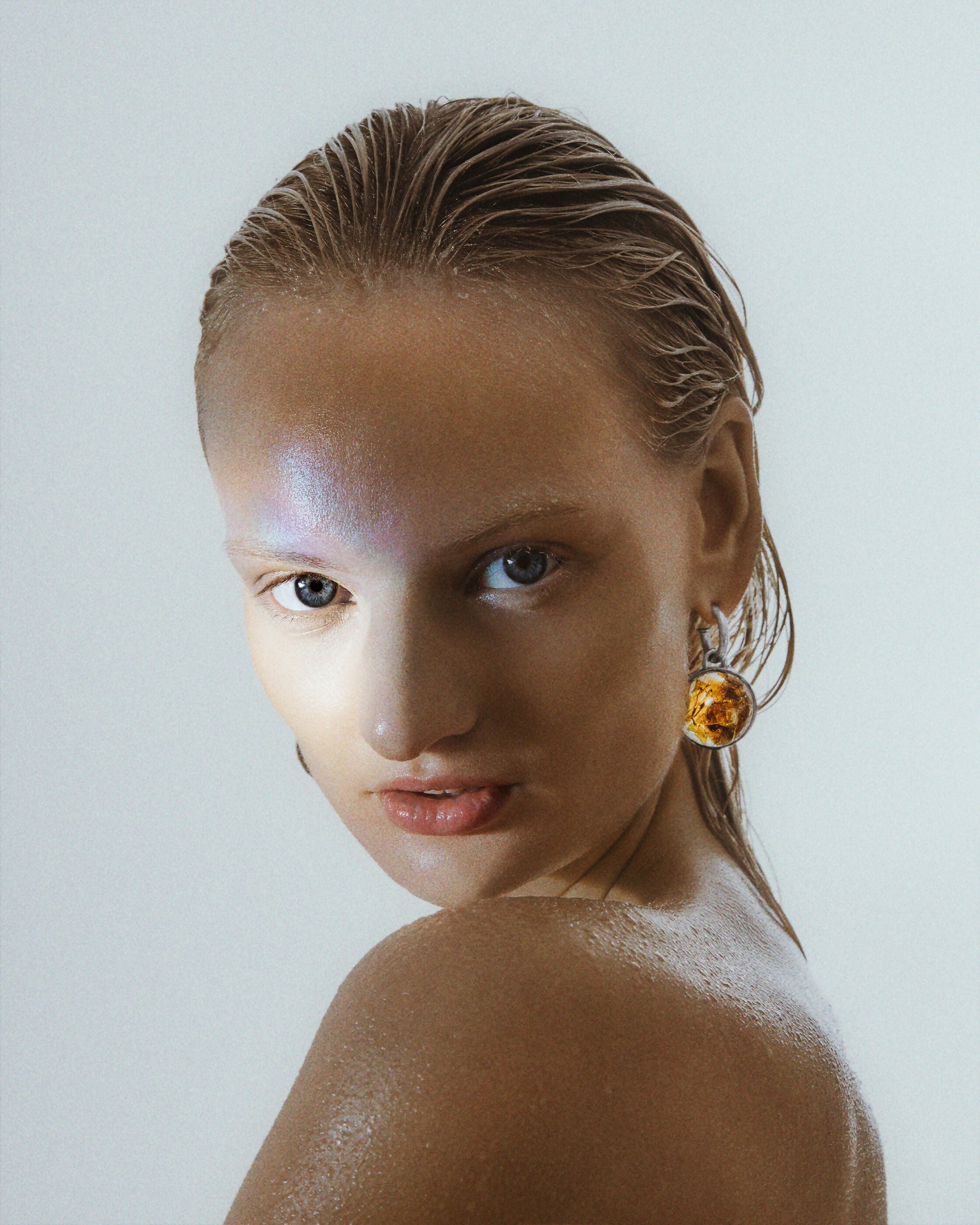 Lunar Hoops Studio Stars