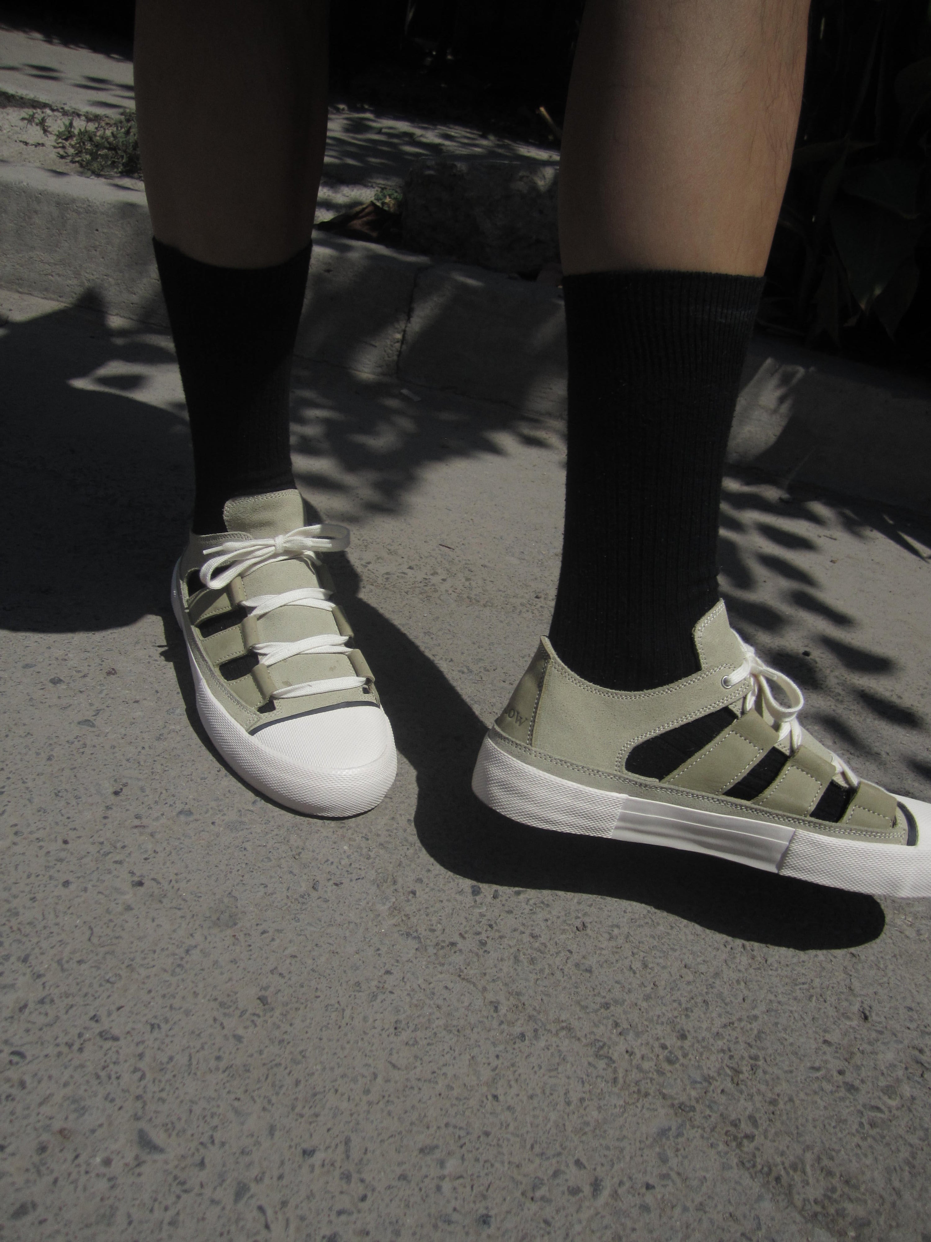 OPEN – GINGER PEEL WOLLOW