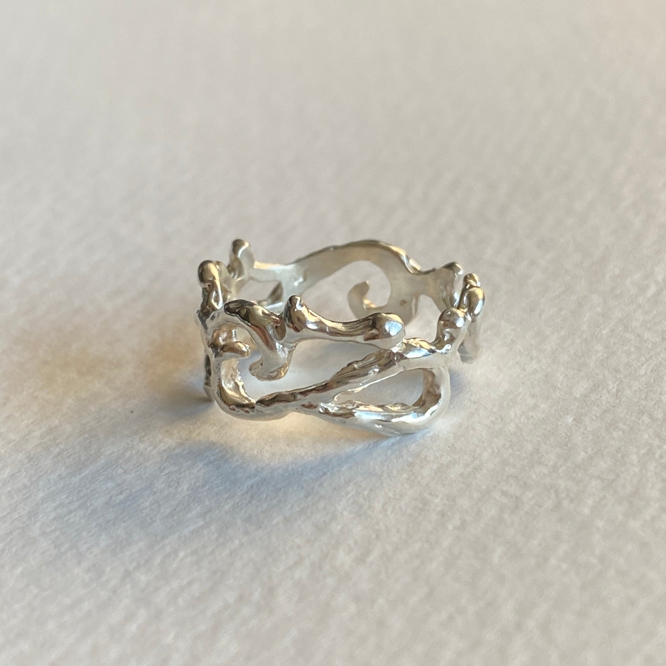 VINE RING Ginger Angel