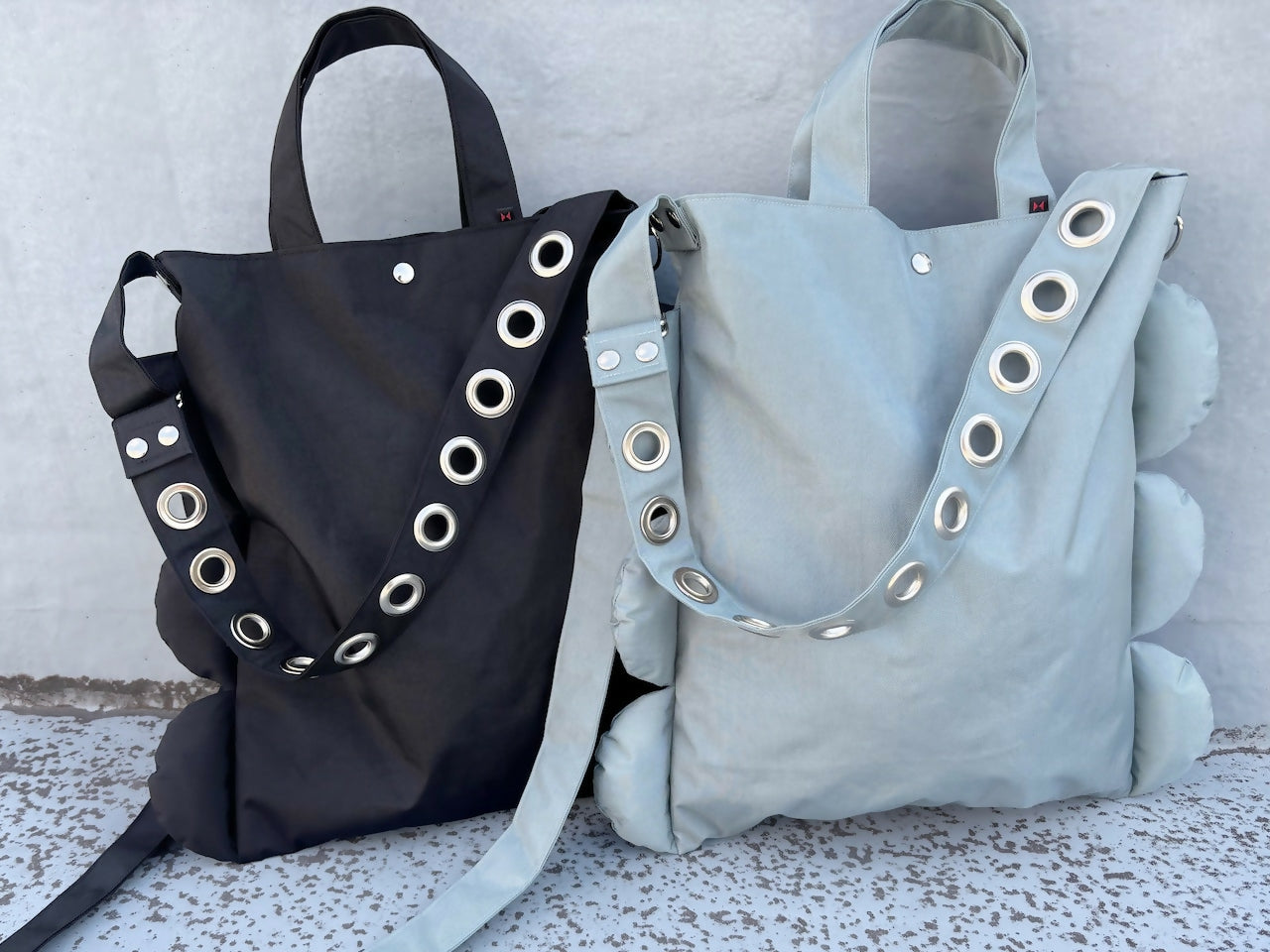 FULL OF HOLES LONG STRAP PADDED SCALLOP TOTE BAG Keiyamaguchi works