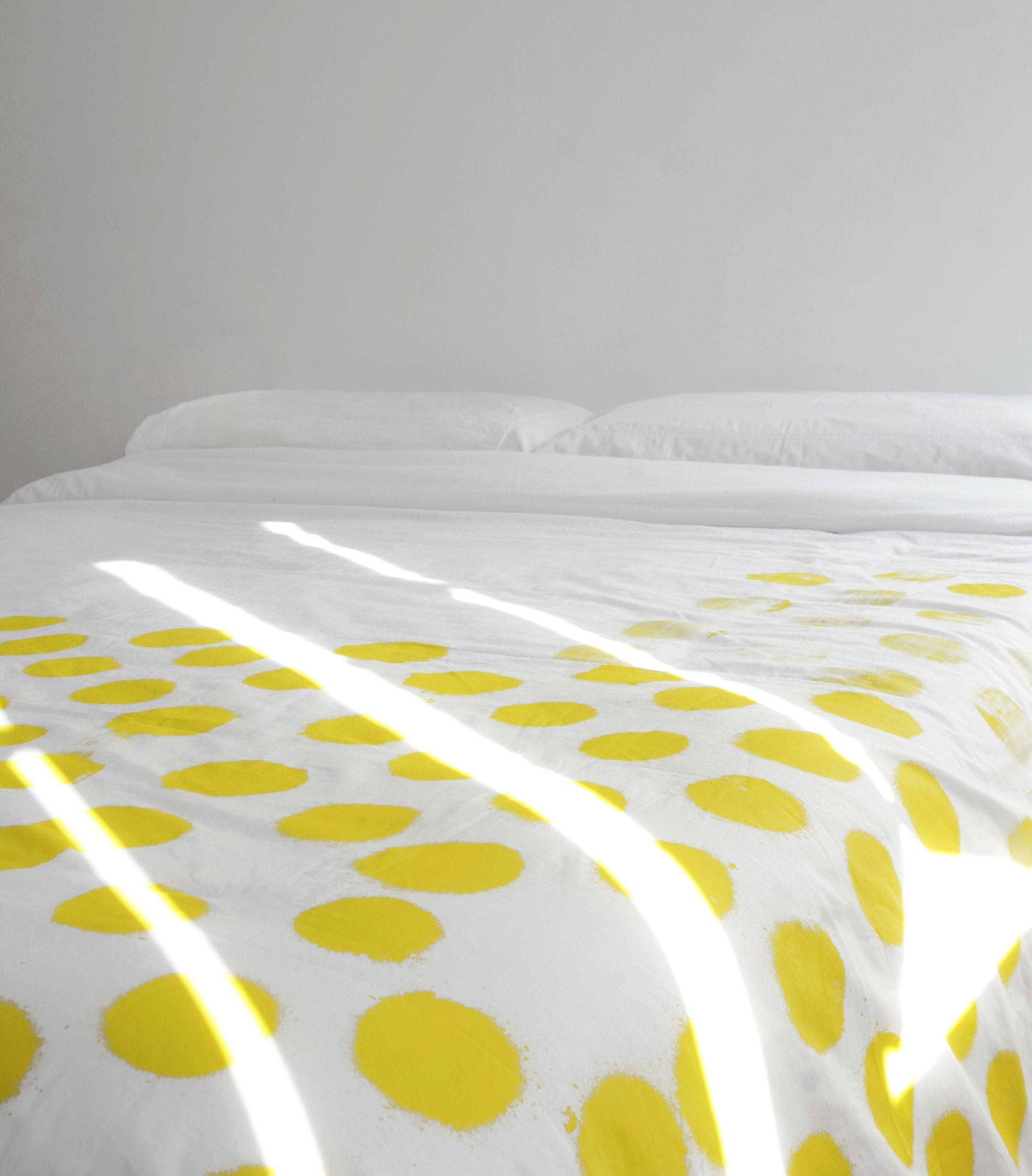 White / Yellow Polka Duvet Studio Stars