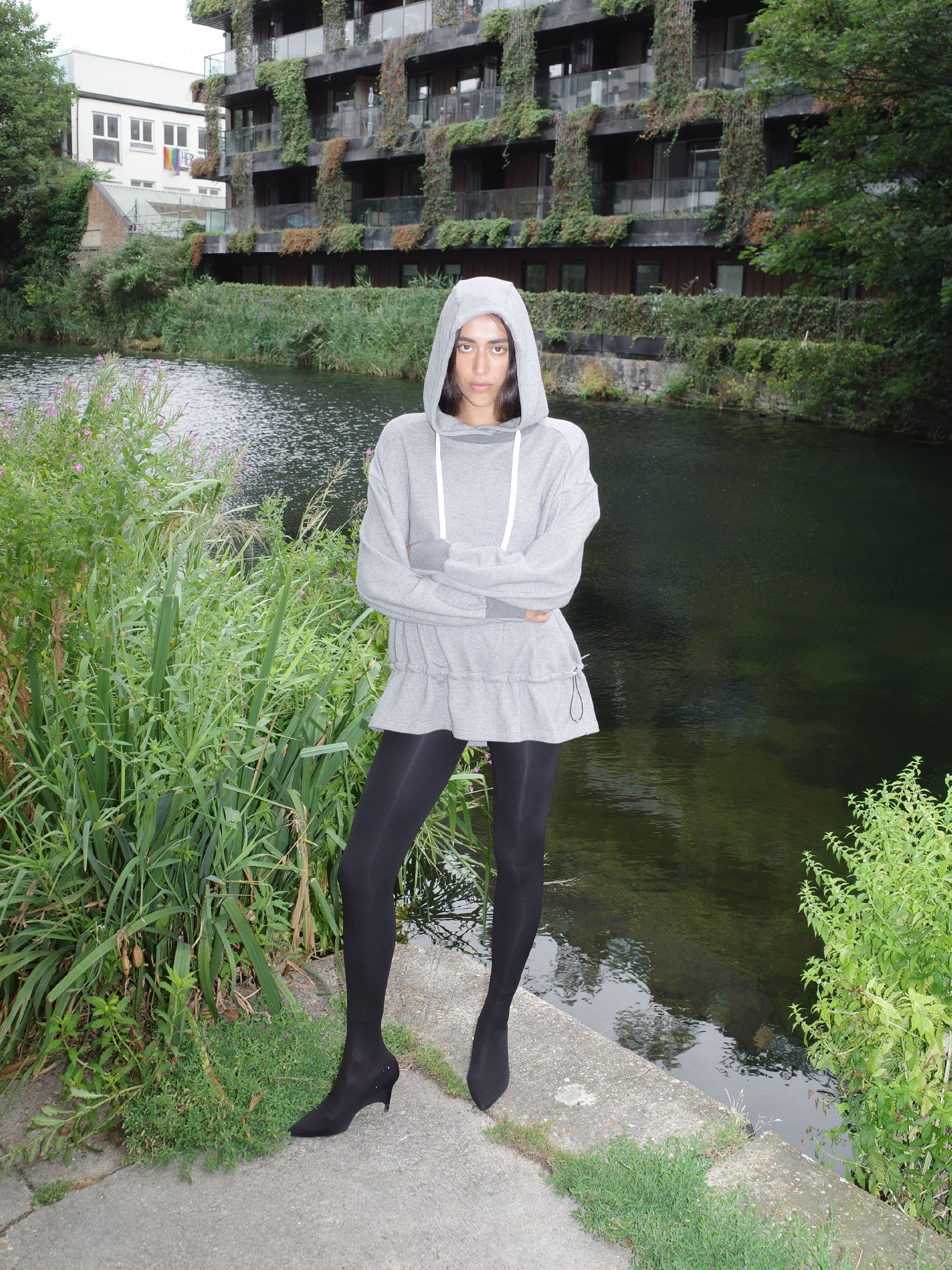 Wave Hoodie Studio Stars