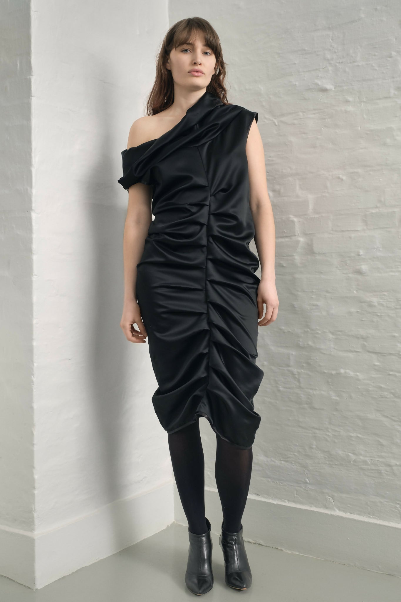 draped dress Sahrt
