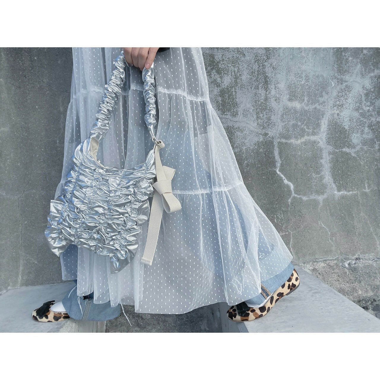 METALLIC COLLAGE BAG GATHER HANDLE Keiyamaguchi works