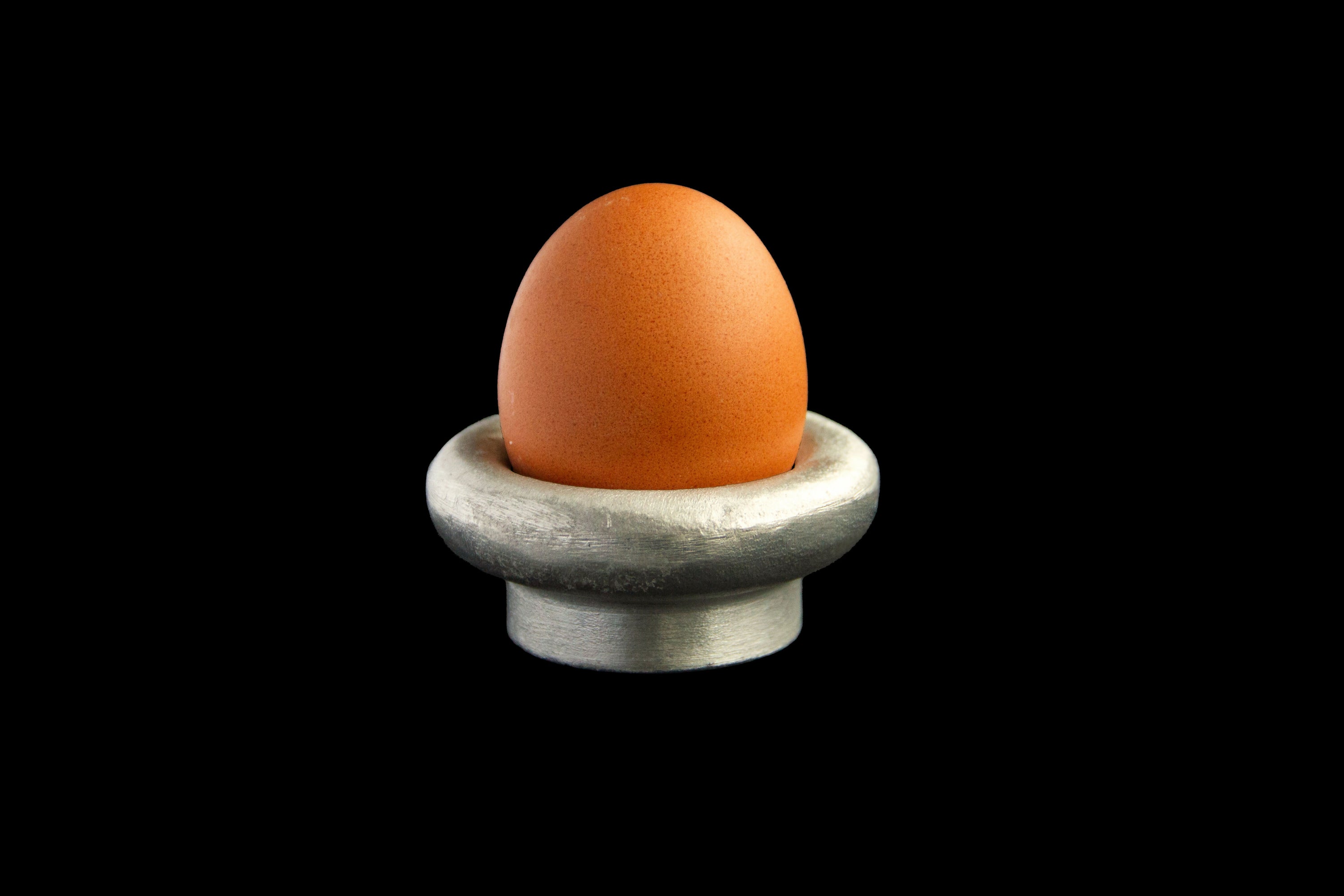 9977