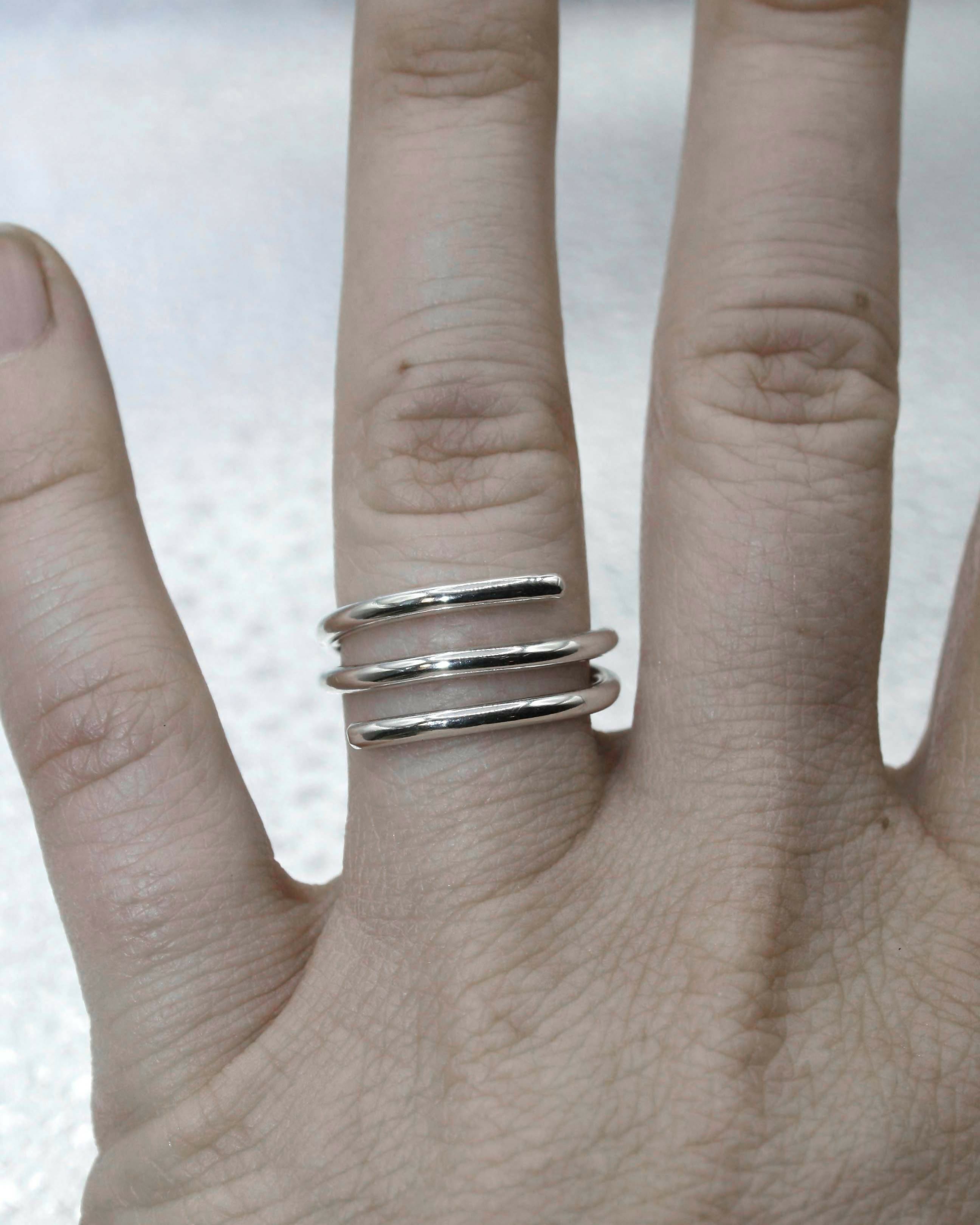 Nova Ring Studio Stars