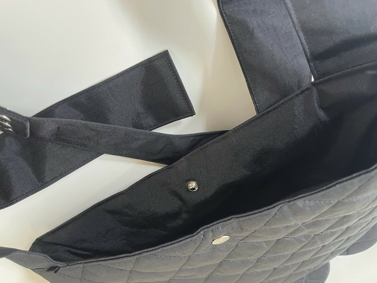 NYLON QUILTING SCALLOP BAG Keiyamaguchi works