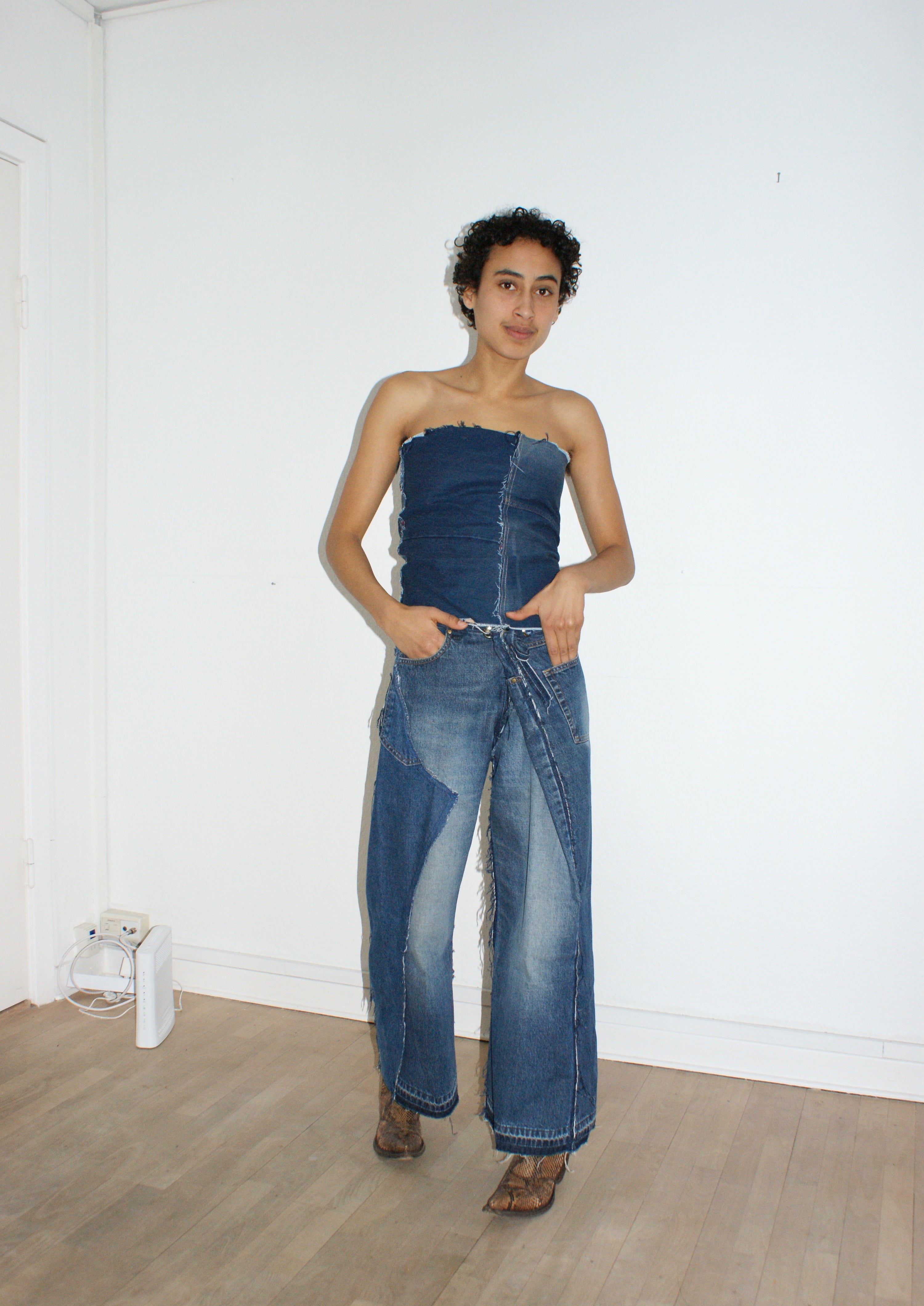 ADJUSTABLE DENIM JEANS - Studio Stars - katrine kjær